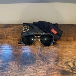 Ray-Ban Round Polarized Sunglasses